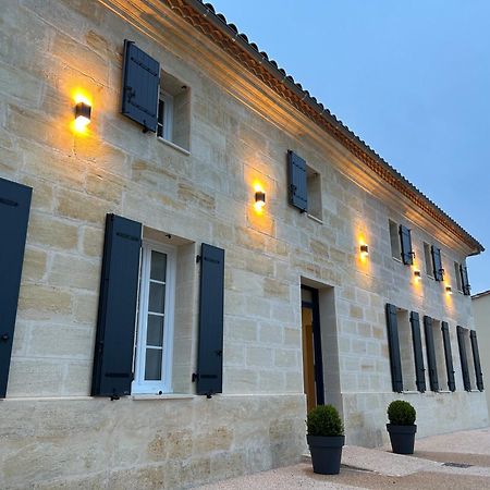 Repaire - Le Repaire De Maltus "Gites & Spa" Lussac  Exterior photo